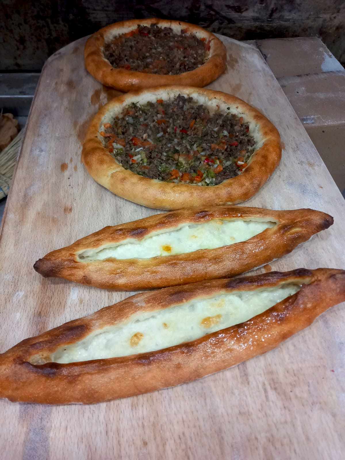 Baştan Pide Akçaabat'ta Pide Salonu