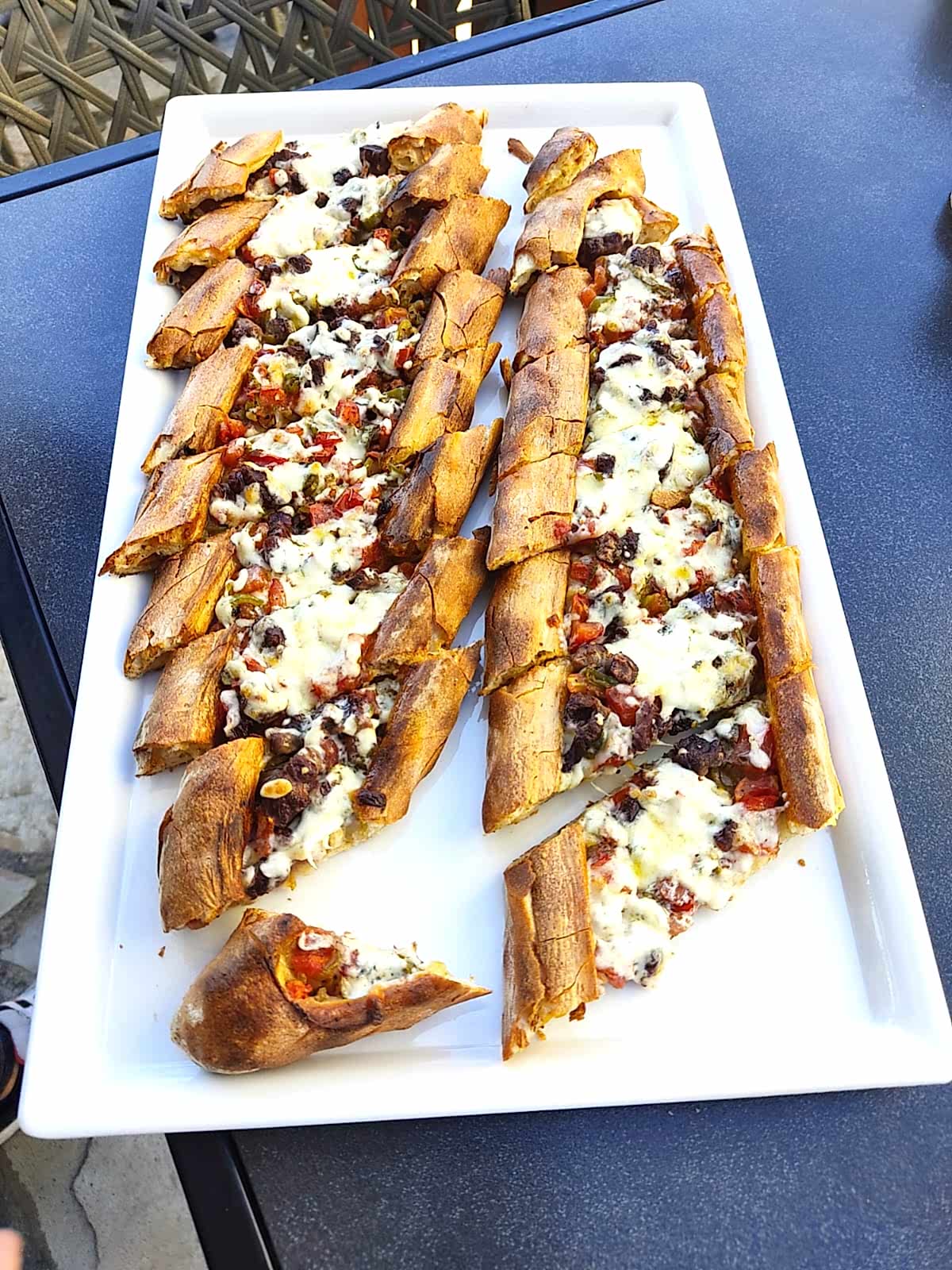 Baştan Pide Akçaabat'ta Pide Salonu